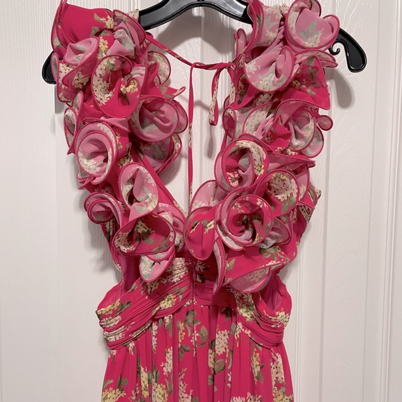 NWT ANTONIO MELANI Manila
Floral Print Rosette Sleeveless V-
Neck Maxi Dress - Picture 6 of 8